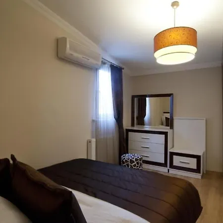 Apart-hotel Solo & *